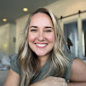 Meet your Posher, Robyn